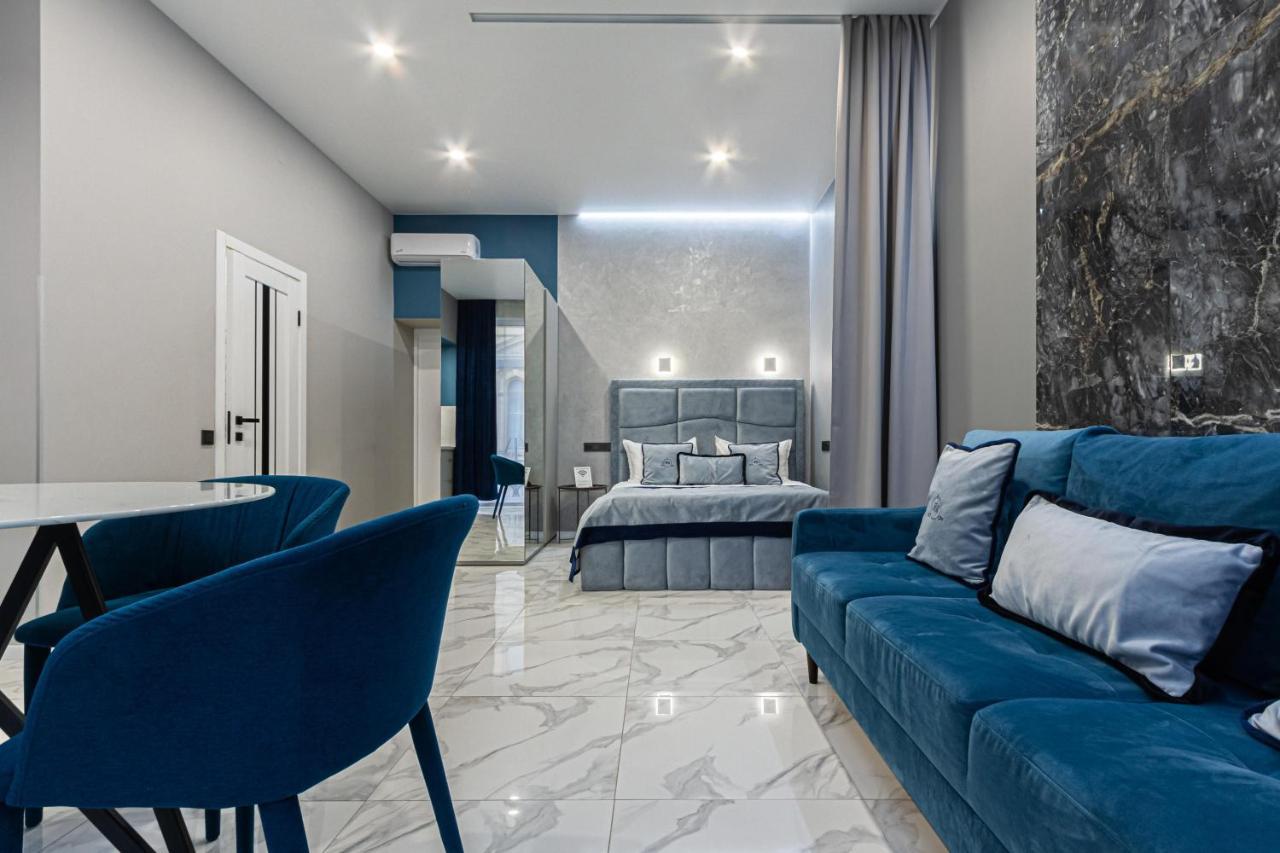 Family Residence Boutique Apartments Lviv Exterior photo